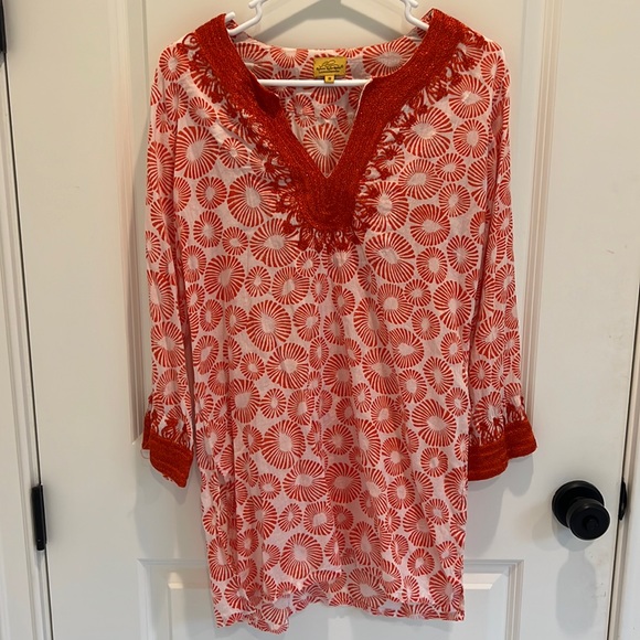 Roberta Roller Rabbit | Tops | Roberta Roller Rabbit Tunic With Sleeve ...